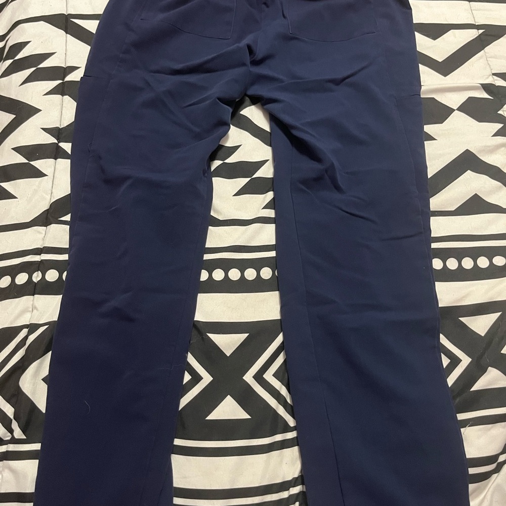 S Figs straight leg pants in navy blue - Picture 2 of 4